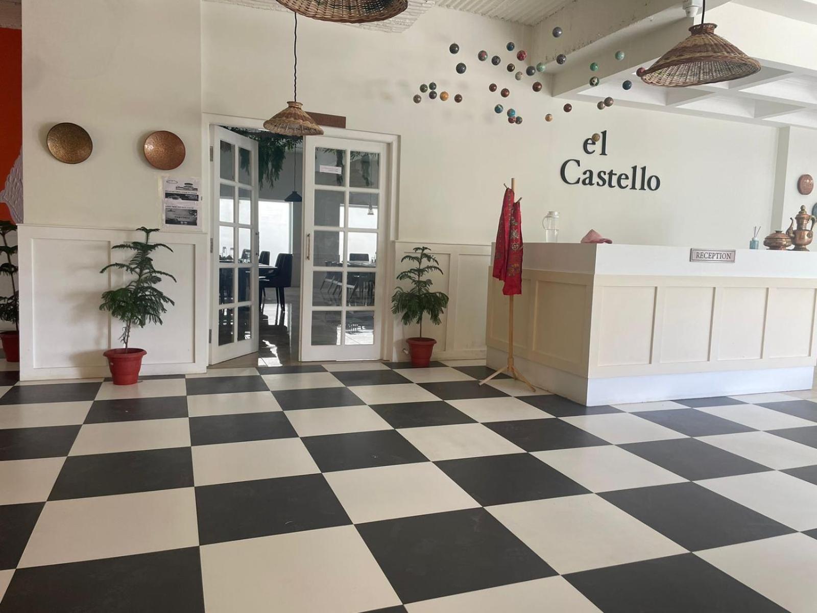 Hotel El Castello Лех Екстер'єр фото